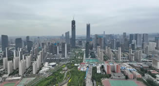 長線·快訊丨山東國際金融中心（IFC）428米超高層項目外框鋼結構實現順利封頂